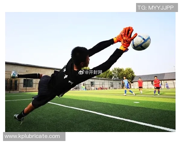 追梦绿茵场足球少年们的拼搏与成长之路